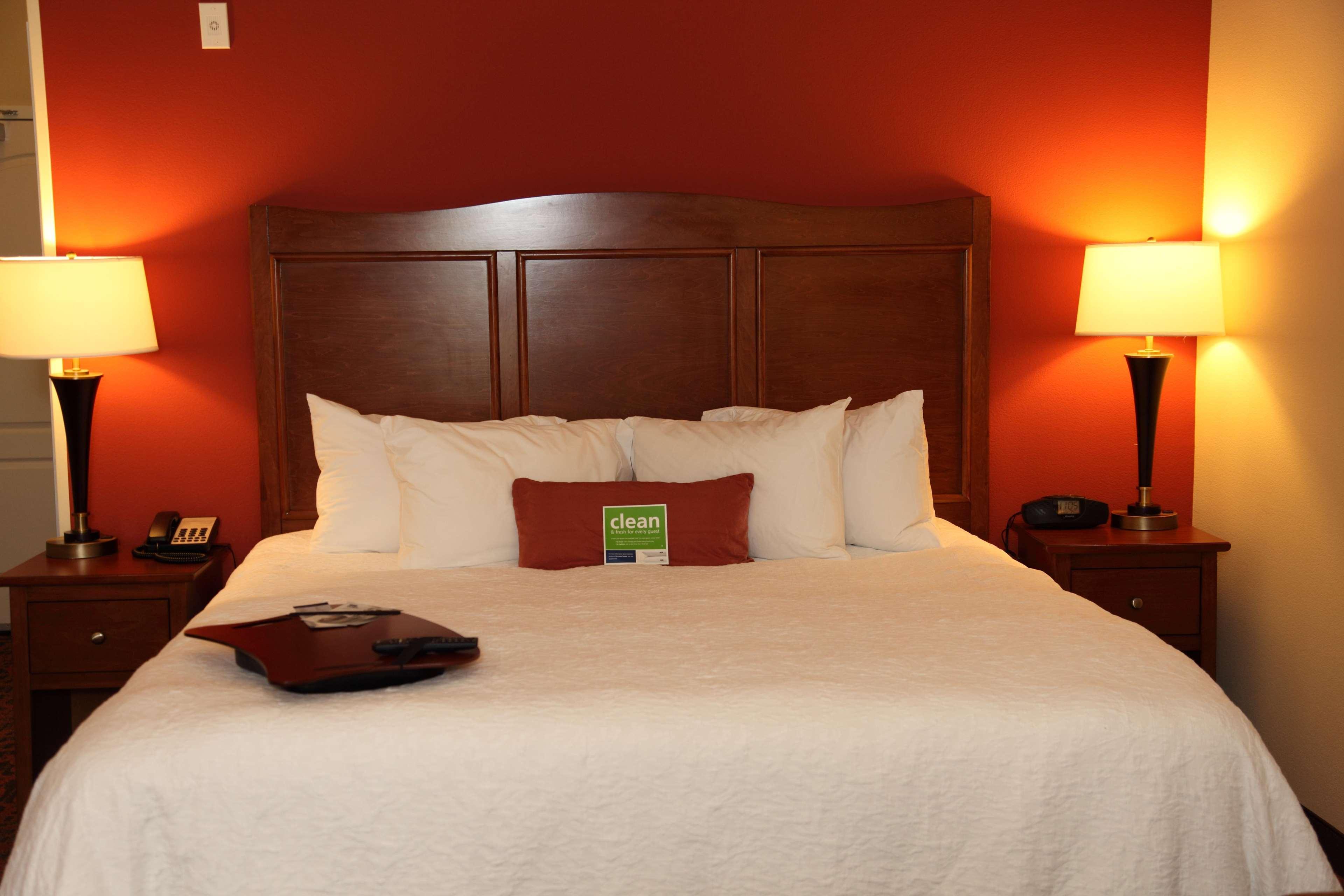 Hampton Inn & Suites Bastrop Ruang foto