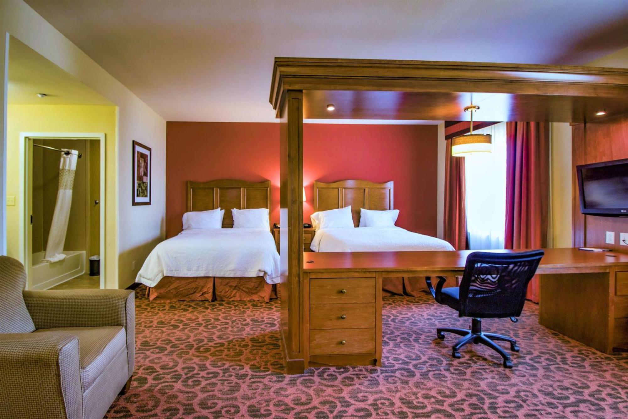 Hampton Inn & Suites Bastrop Bagian luar foto