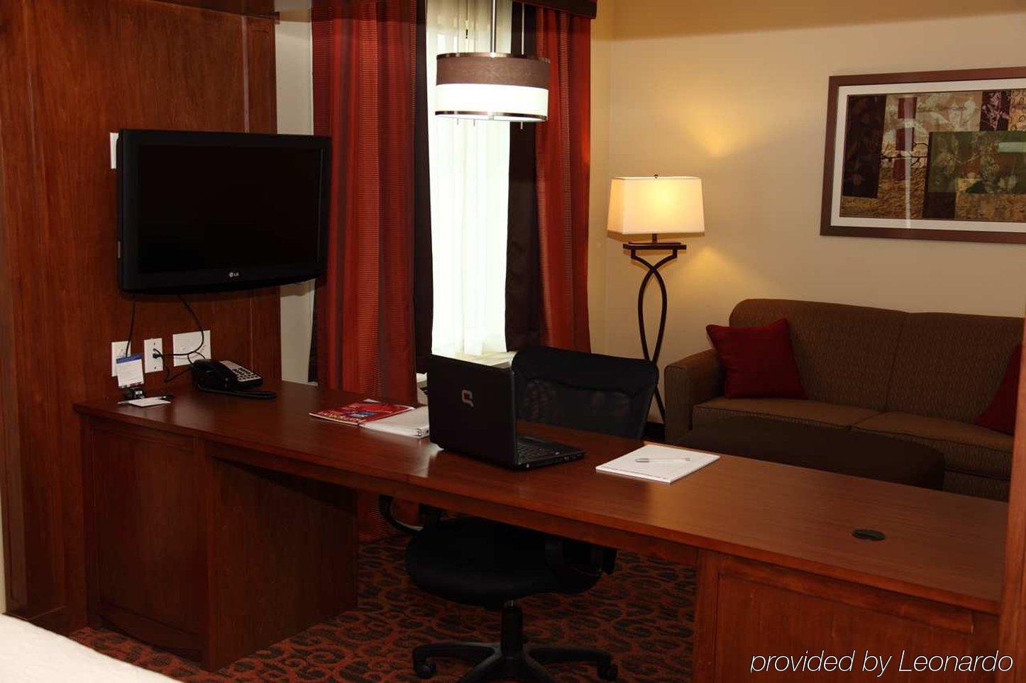 Hampton Inn & Suites Bastrop Ruang foto